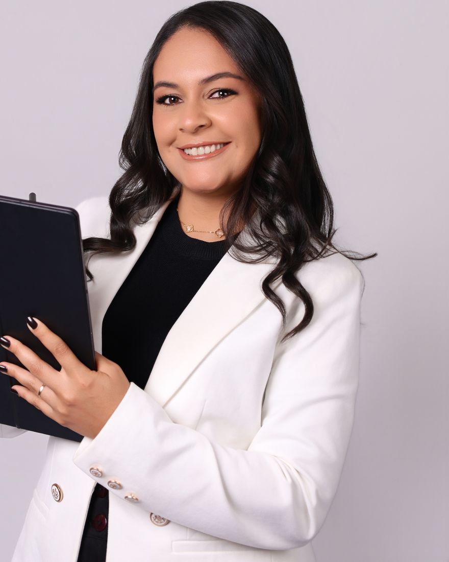 Dra. Paloma Muniz